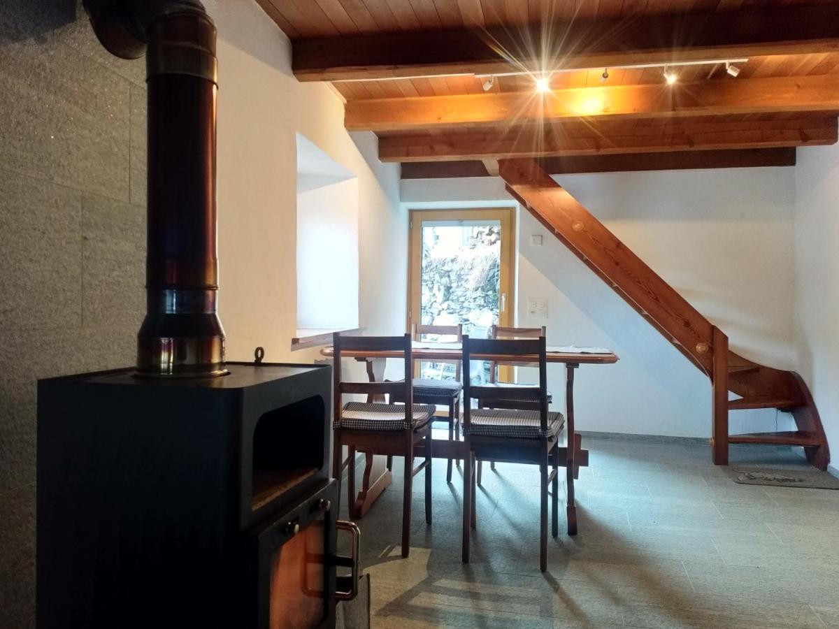 Rustico "Casa Di Sasso" Villa Intragna Eksteriør billede