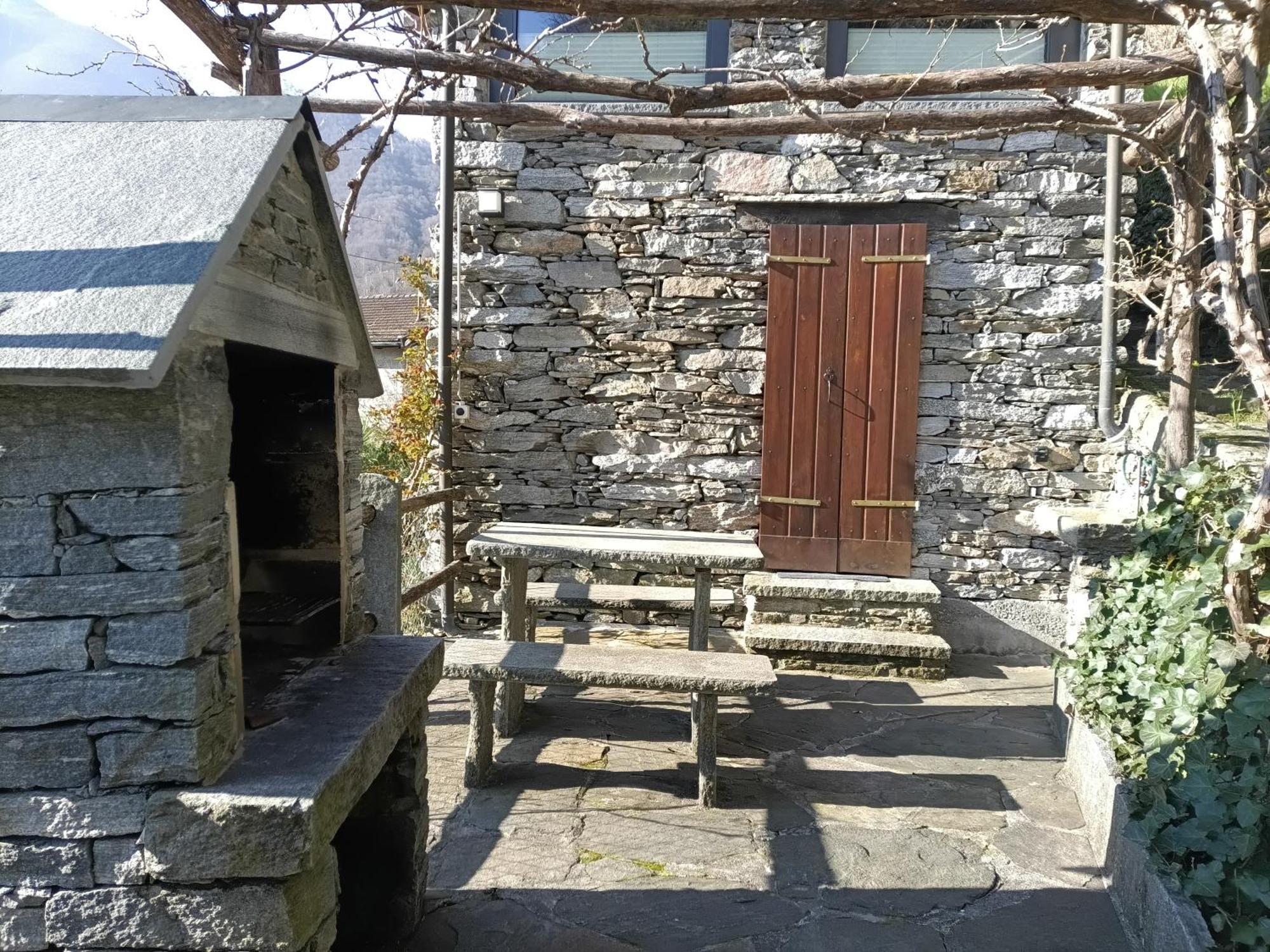 Rustico "Casa Di Sasso" Villa Intragna Eksteriør billede